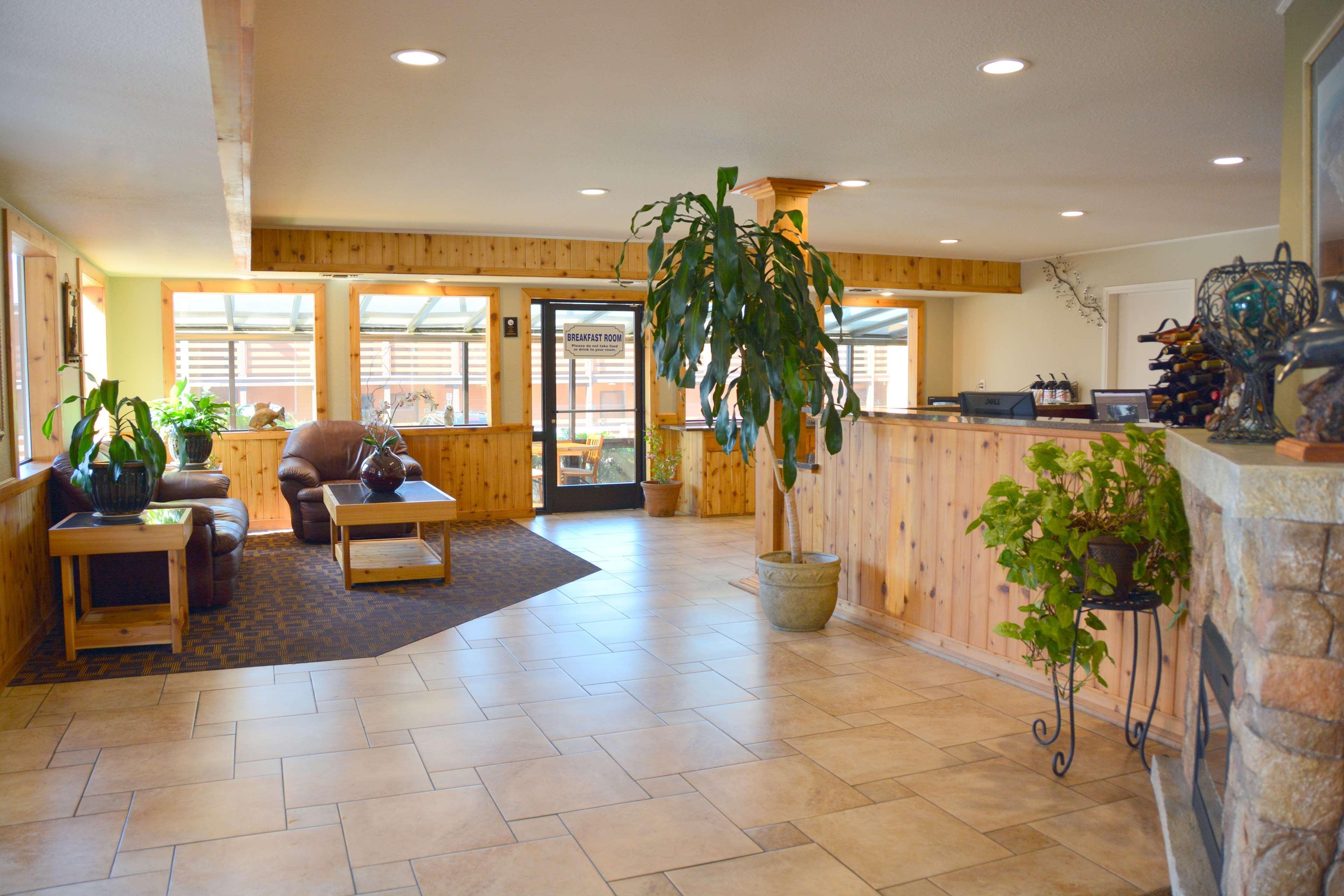 Surestay Plus Hotel By Best Western Gold Beach Interior photo