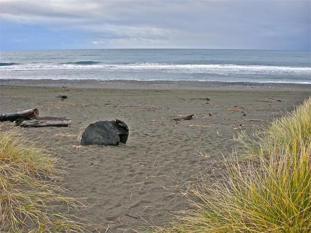 Surestay Plus Hotel By Best Western Gold Beach Exterior photo