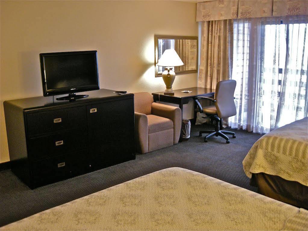 Surestay Plus Hotel By Best Western Gold Beach Exterior photo